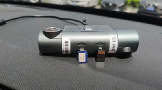 جعبه سیاه ماشین 2CH کوچک با عملکرد GPS 3G / 4G WIFI برای تاکسی