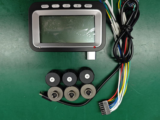 AHD 1080P پشتیبانی از سطح روغن و نظارت بر فشار لاستیک ضبط کننده ویدیوی 8 کانال MDVR برای کامیون / وسایل نقلیه تدارکات